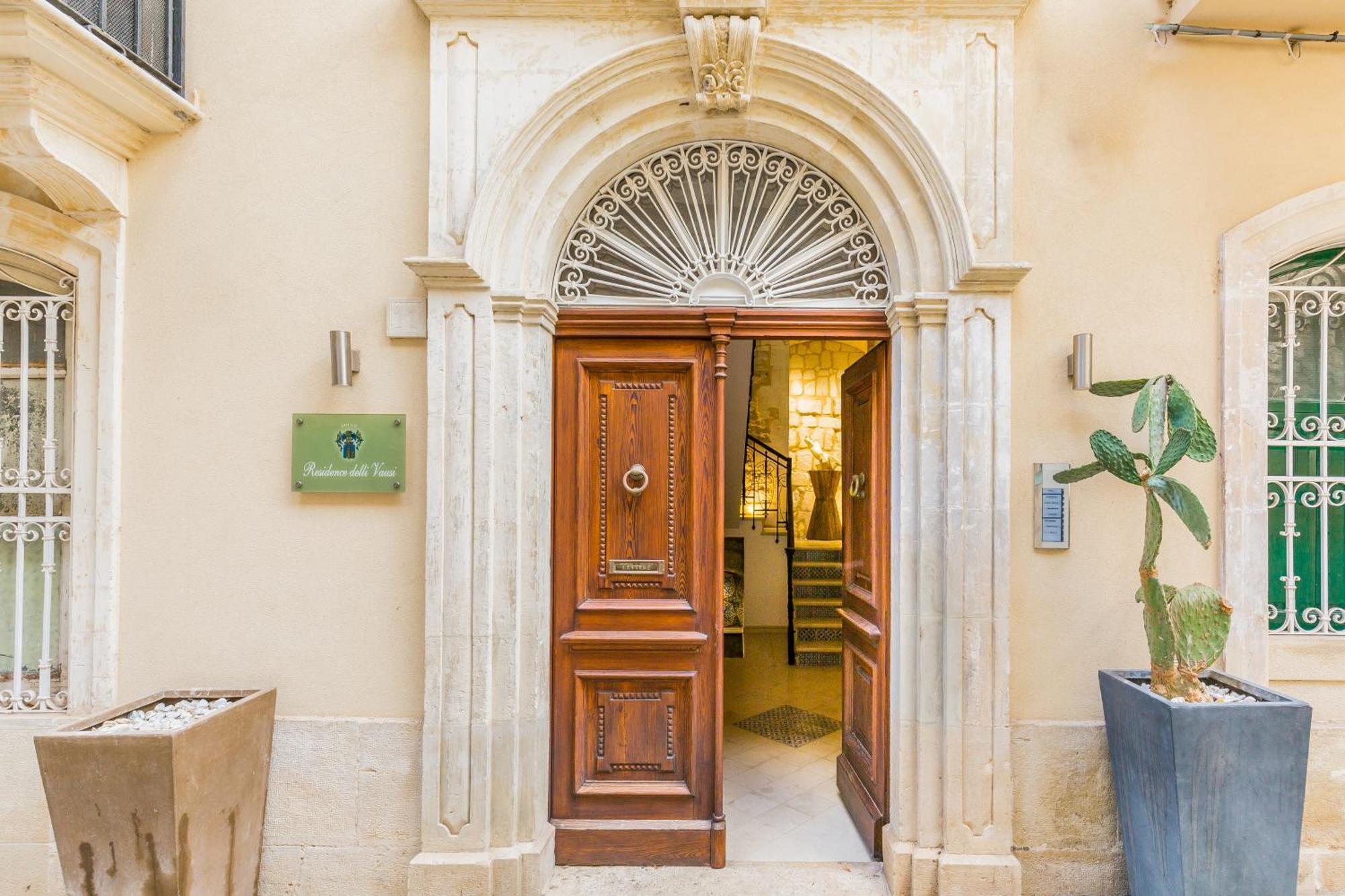 Modica For Family - Rooms And Apartments Zewnętrze zdjęcie
