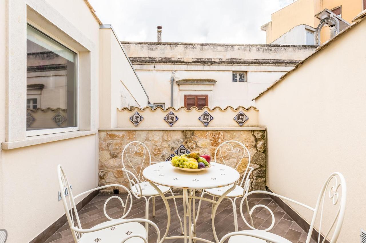 Modica For Family - Rooms And Apartments Zewnętrze zdjęcie