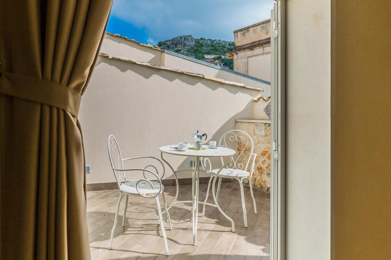 Modica For Family - Rooms And Apartments Zewnętrze zdjęcie