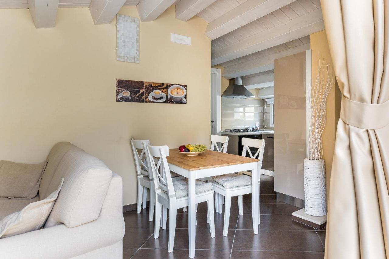 Modica For Family - Rooms And Apartments Zewnętrze zdjęcie